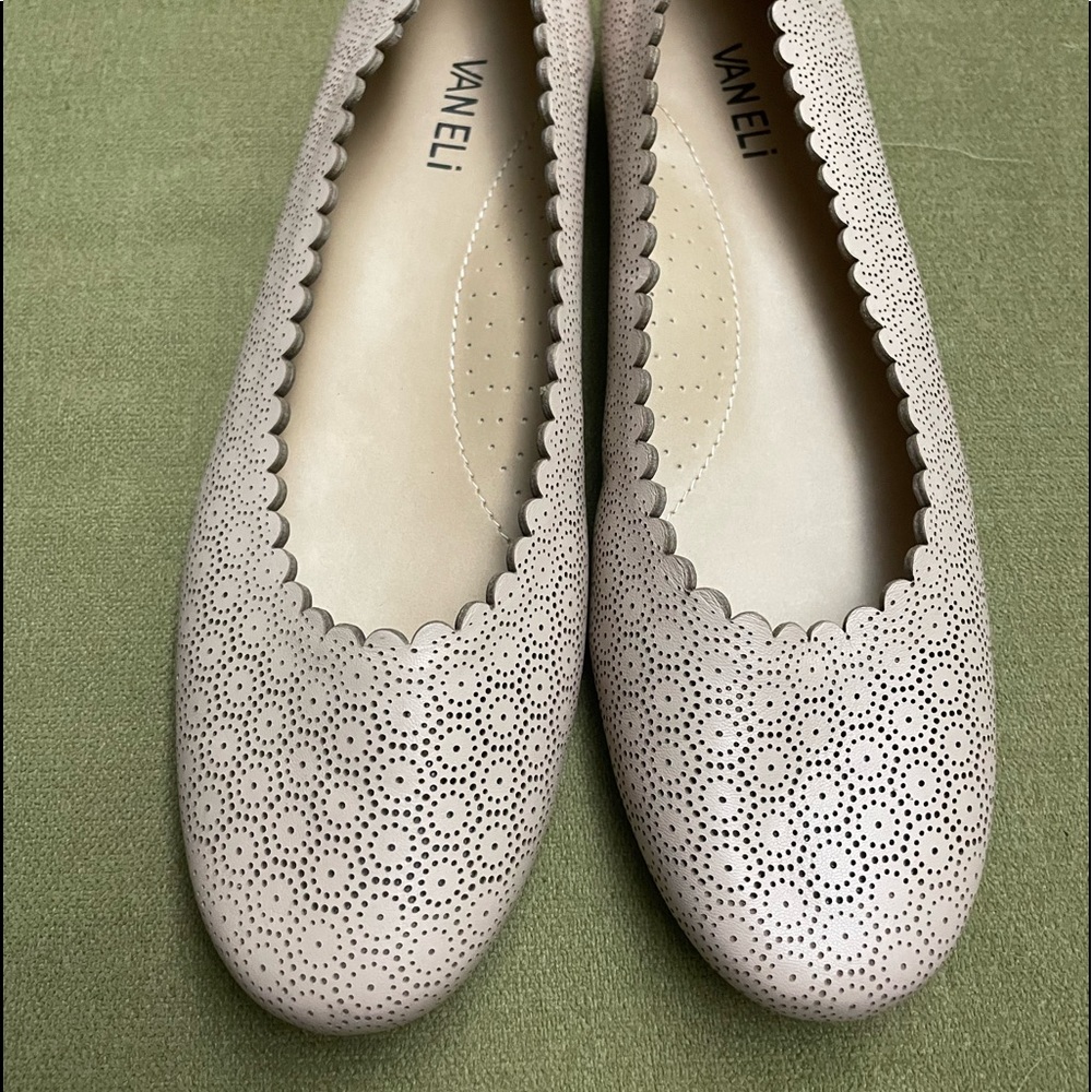 VANELi womens nude ballet shoes